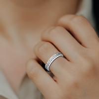 HORN0460 - White Gold - Model