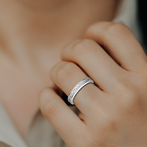 HORN0458 - White Gold - Model