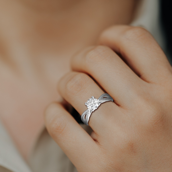 HORN0341 - White Gold - Model