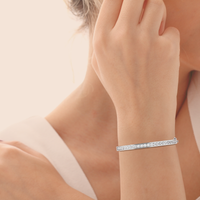 HOBN0023 - White Gold - Model