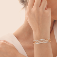HOBN0046 - Rose Gold - Model